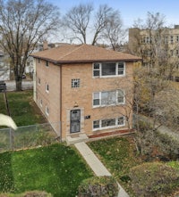 an aerial view of an apartment building in chicago